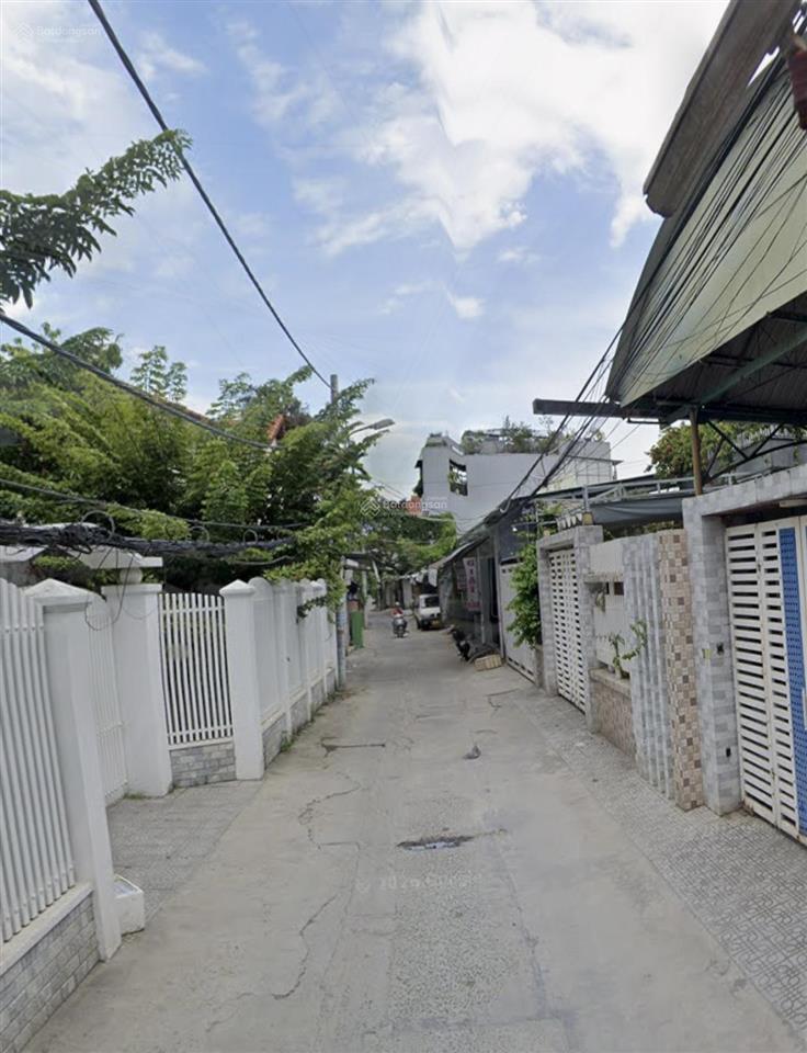 Đất kiệt ô tô đối diện đh bánh khoa  vị trí kinh doanh