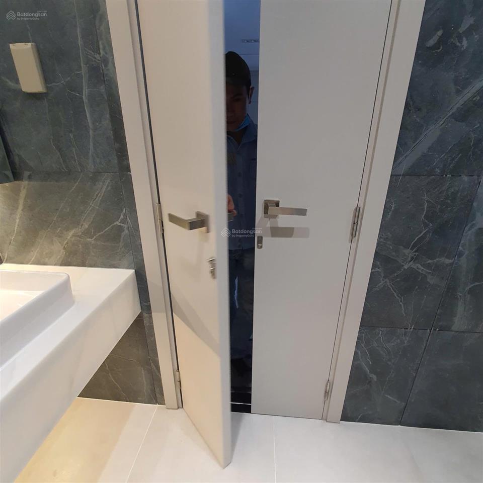 Cần bán gấp căn hộ chung cư hùng vương plaza 3pn 3wc đầy đủ nội thất 9 tỷ