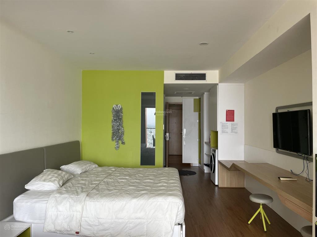 Bán căn hộ view phố có ban công rộng ngắm thành phố siêu đẹp tui blue chỉ 2,8 tỷ