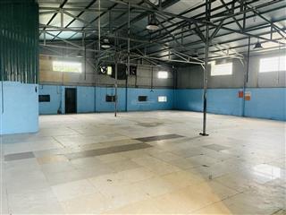 Kho đẹp 300m2, xe 1.5t cách 80m, ngũ hiệp, 15 tr/th (chưa vat)