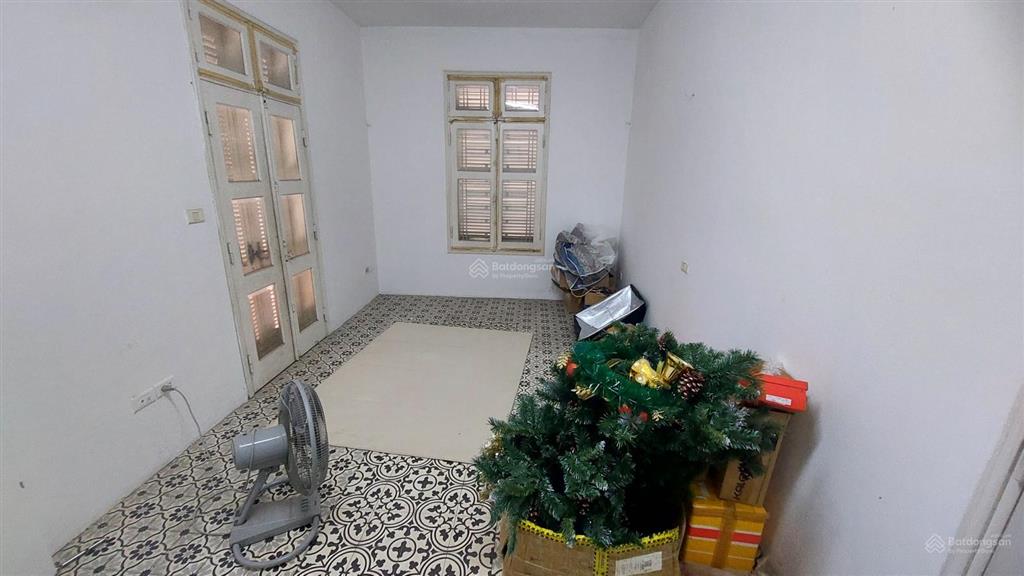 Vp 500m2 sử dụng, trần thủ độ, 24tr/th