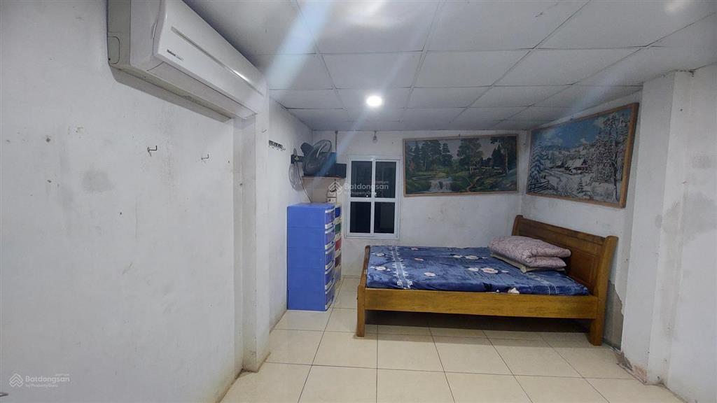 Kho 220m2, có 3fa, cont 40ft đỗ cửa, khuyến lương, 65 nghìn/m2/tháng