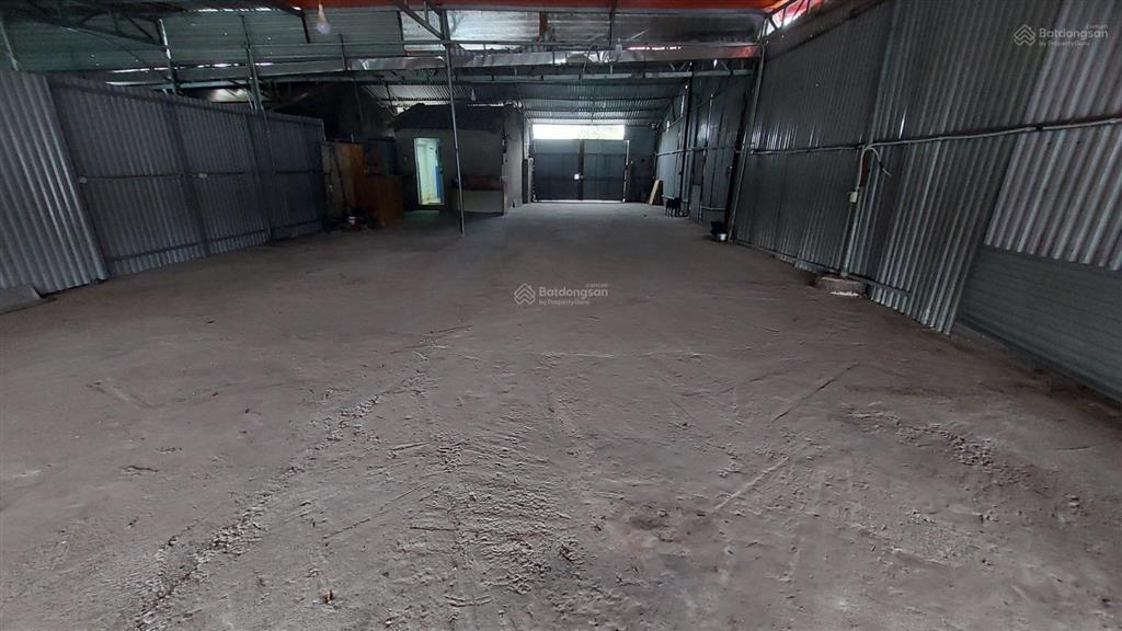 Kho 220m2, có 3fa, cont 40ft đỗ cửa, khuyến lương, 65 nghìn/m2/tháng