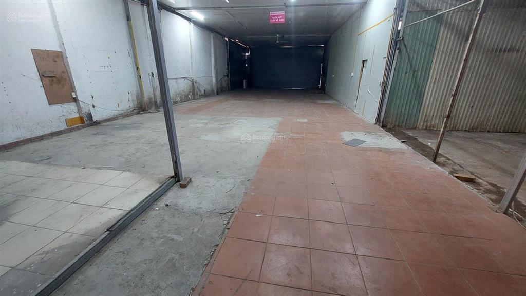 Kho 350m2, khuyến lương, cont 40ft đỗ