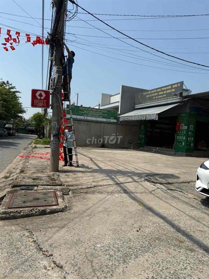 BÁN GẤP NHÀ KHO MT ĐƯỜNG 8M PHÙ HỢP KD MỌI NGÀNH NGHỀ