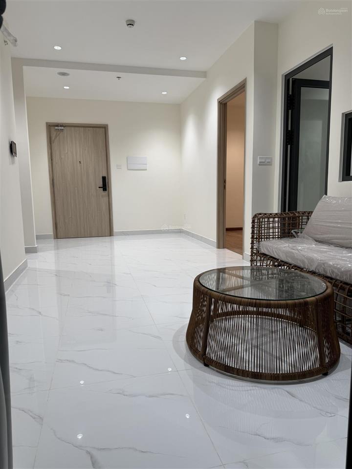 Chính chủ cho thuê căn hộ daqua, quận 8, 2 phòng ngủ, view sông