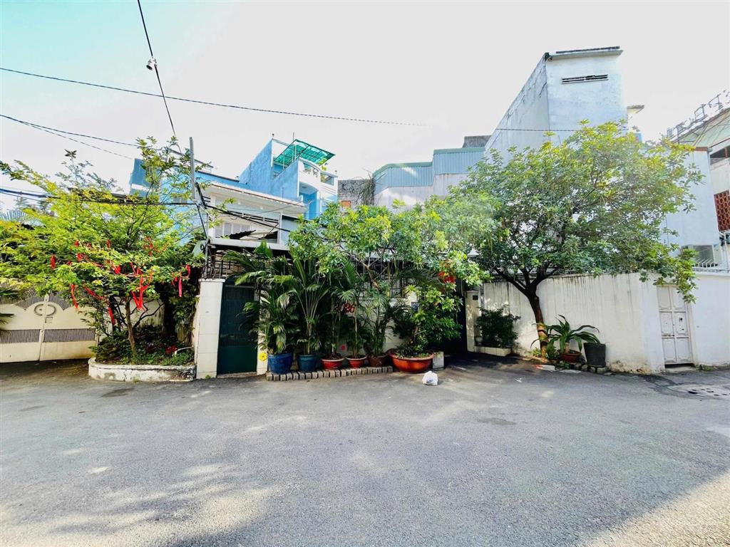 Nhà phố gần chợ, gần bệnh viện nhân dân gia định, thuận tiện di chuyển, yên tĩnh, khu dân trí cao