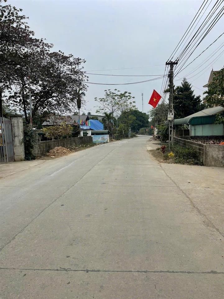 Đất gần hồ đồng chanh 378m2 giá chỉ 6,5tr/m2 tại cư yên, lương sơn.  quynh 0986 442 *** chính chủ