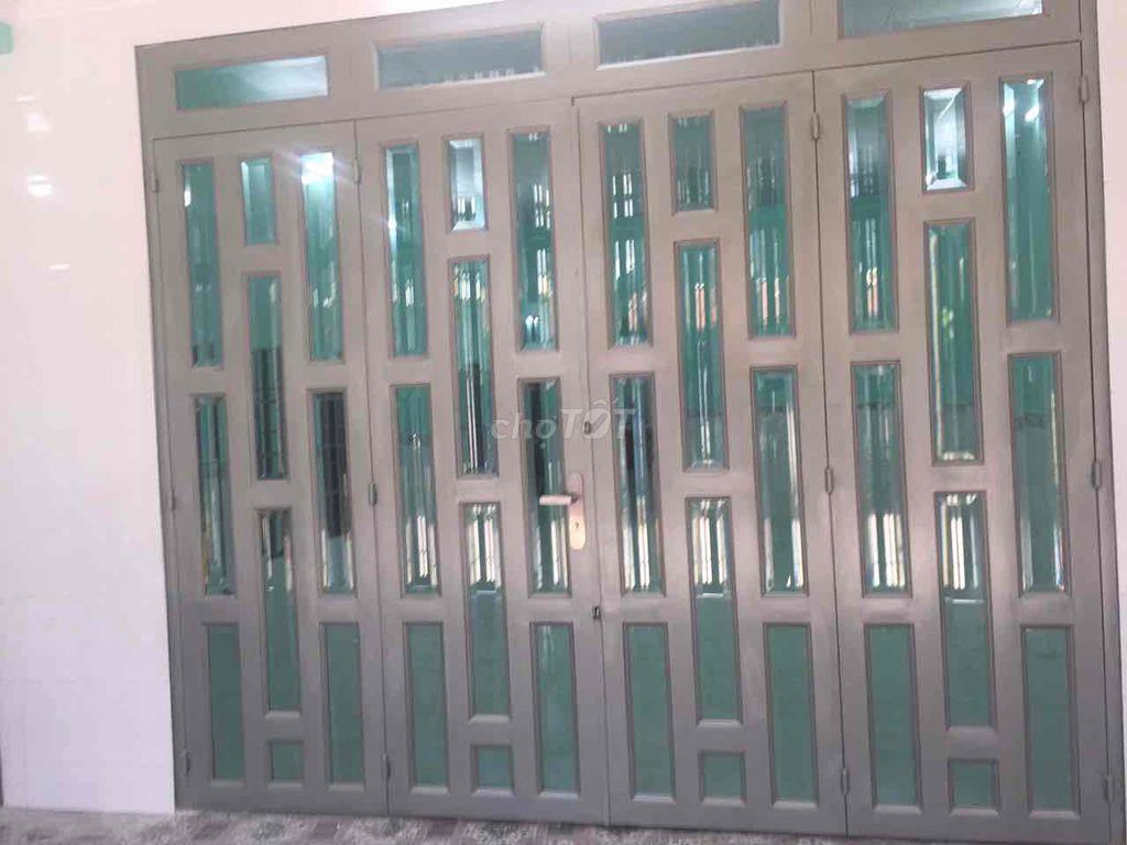 Nhà hẻm xe tải ngay kế chợ gấu hóc môn Nhà nở hậu