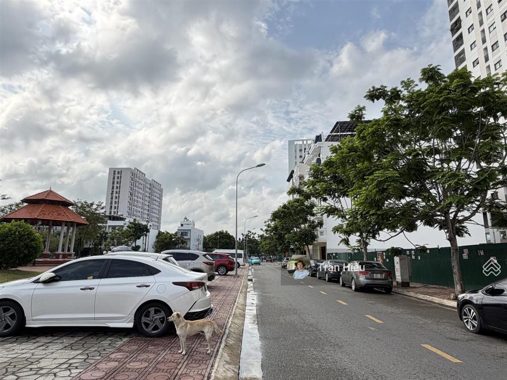 Chủ ngộp bank  xả hàng giá đầu tư chỉ 62 tr/m2  lô sạch đẹp lock duy nhất được xây cao tầng