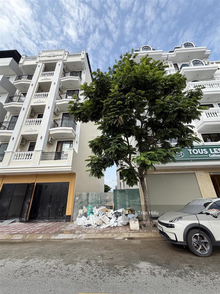 Chủ ngộp bank  xả hàng giá đầu tư chỉ 62 tr/m2  lô sạch đẹp lock duy nhất được xây cao tầng