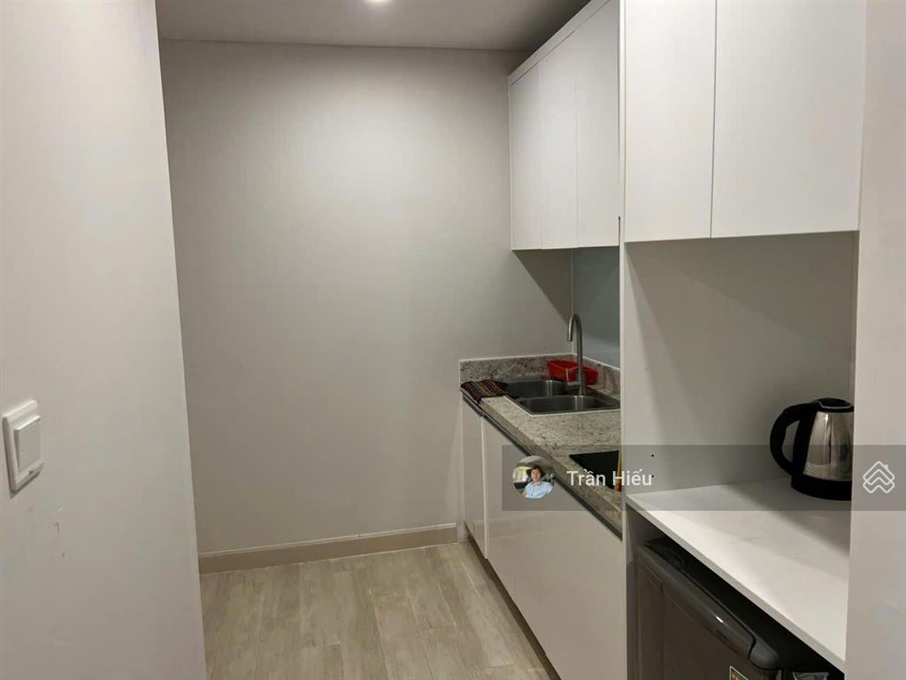 Giá rẻ chỉ 5,2 tỷ  căn 53m2 studio view biển full nội thất  đang có hđ cho thuê. lvcc