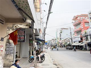 Chính chủ bán nhà 3,5 tầng hẻm ngắn đường 2/4, đoạn chưa qua cầu hà ra. nhà mê đúc chắc chắn