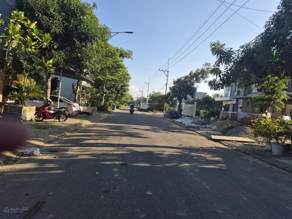Bán lô đất kdt 1b sát đại học fpt giá hời thị trường hiện tại.