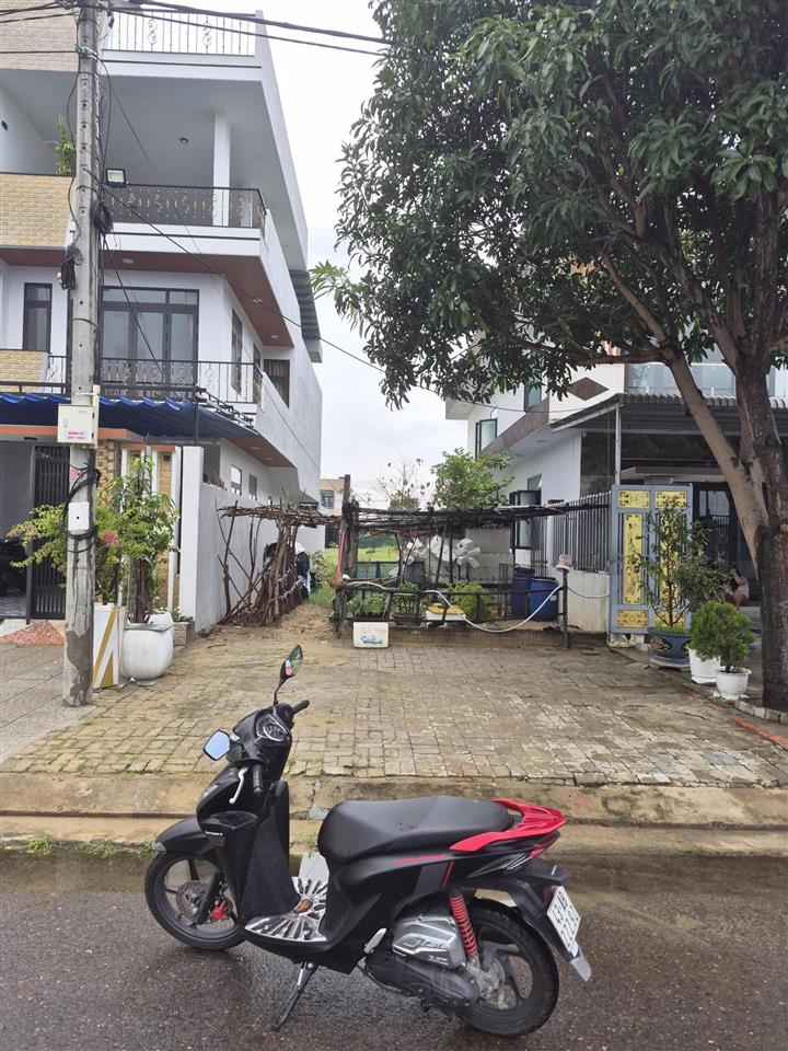 Bán đất đường lớn 15m, lề 6m, khu đô thị sát chợ điện ngọc