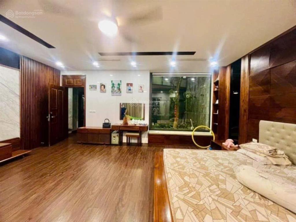Chính chủ cần bán nhà kđt mới định công. dt 82m x 4t giá 26 tỷ.