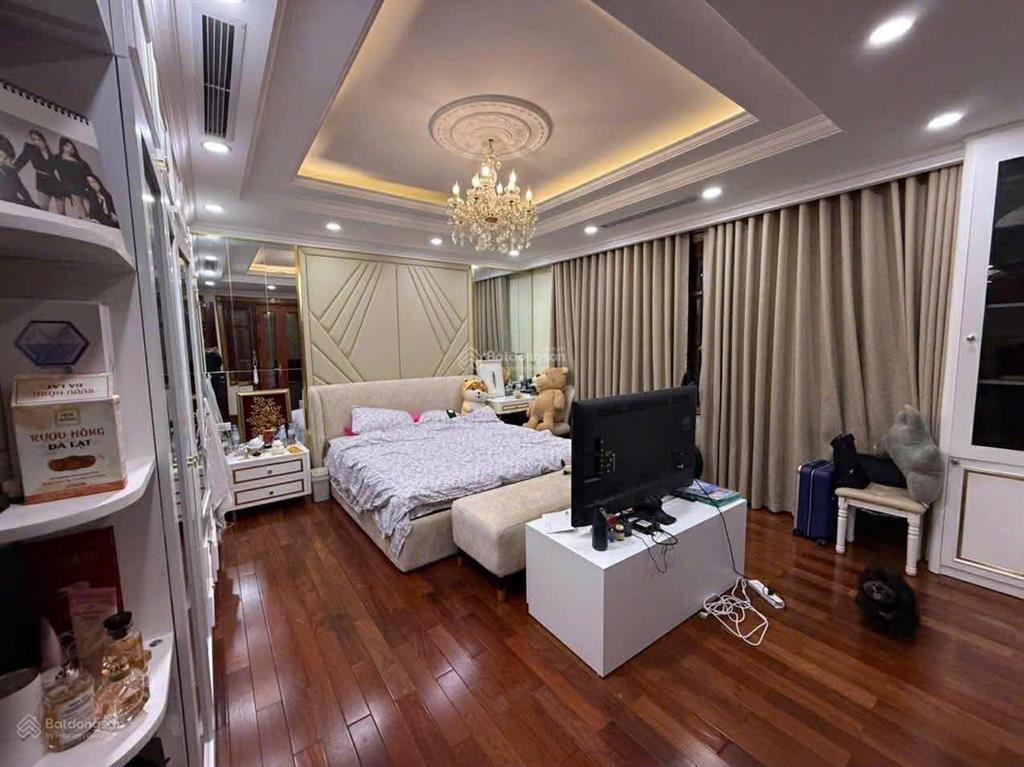 Chính chủ cần bán gấp nhà phân lô kđt định công, diện tích 85 m2 * 4t, giá 28 tỷ
