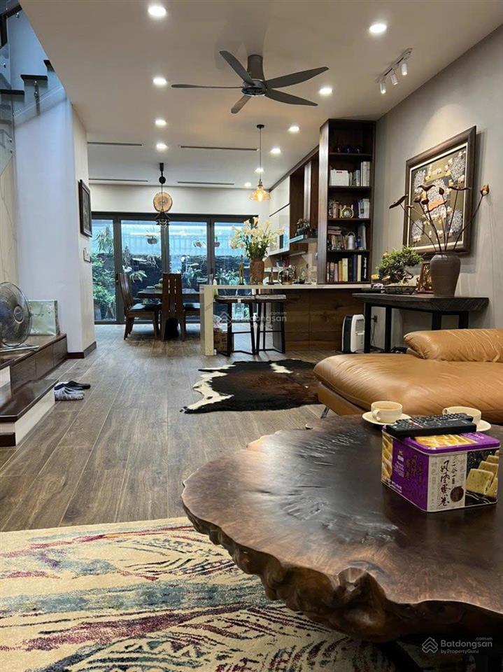 Chính chủ cần bán gấp nhà lk gamuda botanic. dt 120m2*3t giá 32 tỷ