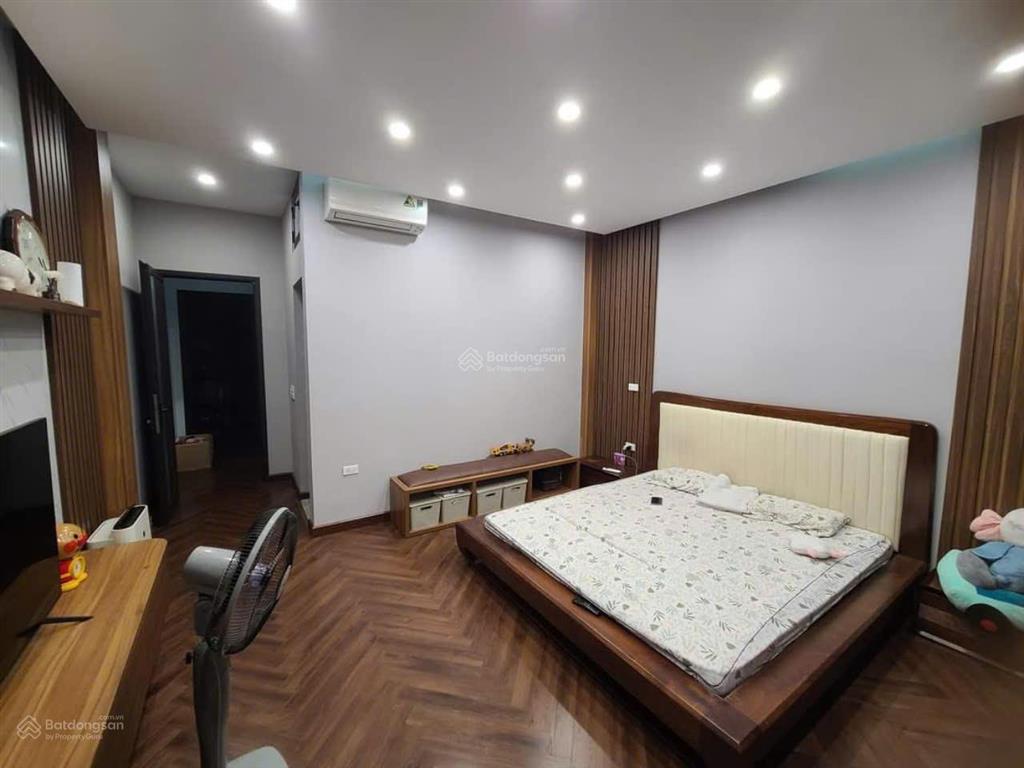 Chính chủ bán nhà nguyễn cảnh dị kđt đại kim. dt 54m2*4t giá 16,5 tỷ