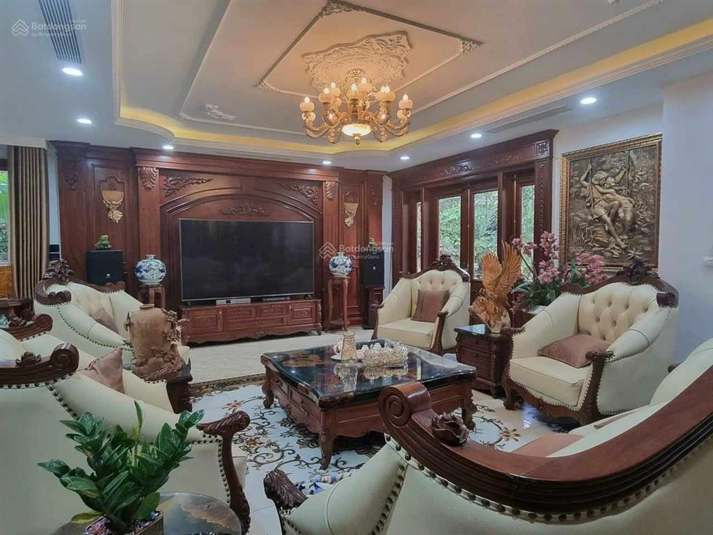 Chính chủ bán biệt thự vip kđt tây nam linh đàm  220m2  nội thất đẹp  giá 48 tỷ.