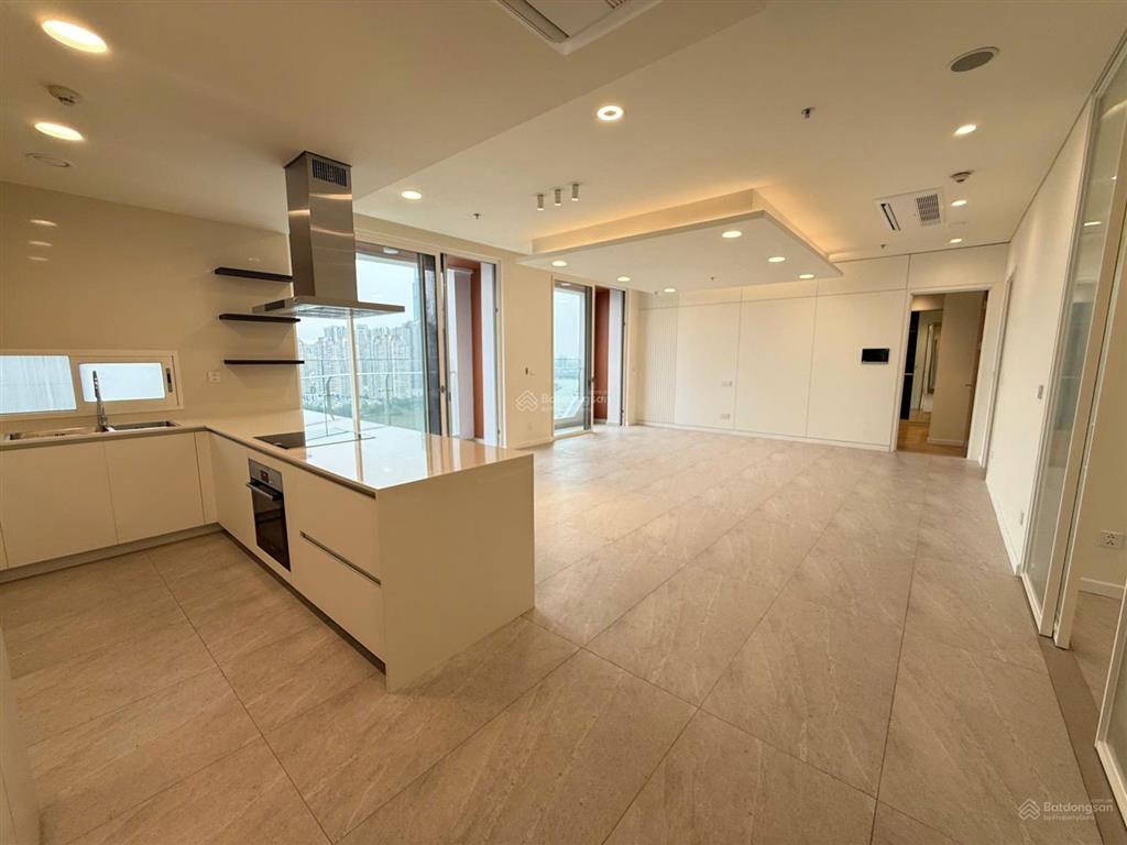 Cho thuê căn hộ tại zeit river thu thiem 203m2 4 phòng ngủ