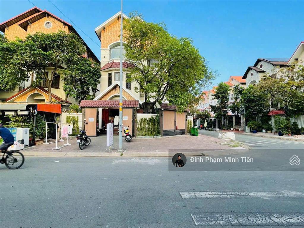 Bán biệt thự góc 2mt 67 đường số 15 kdc him lam 6a bình hưng bình chánh 13m x 20m giá đầu tư