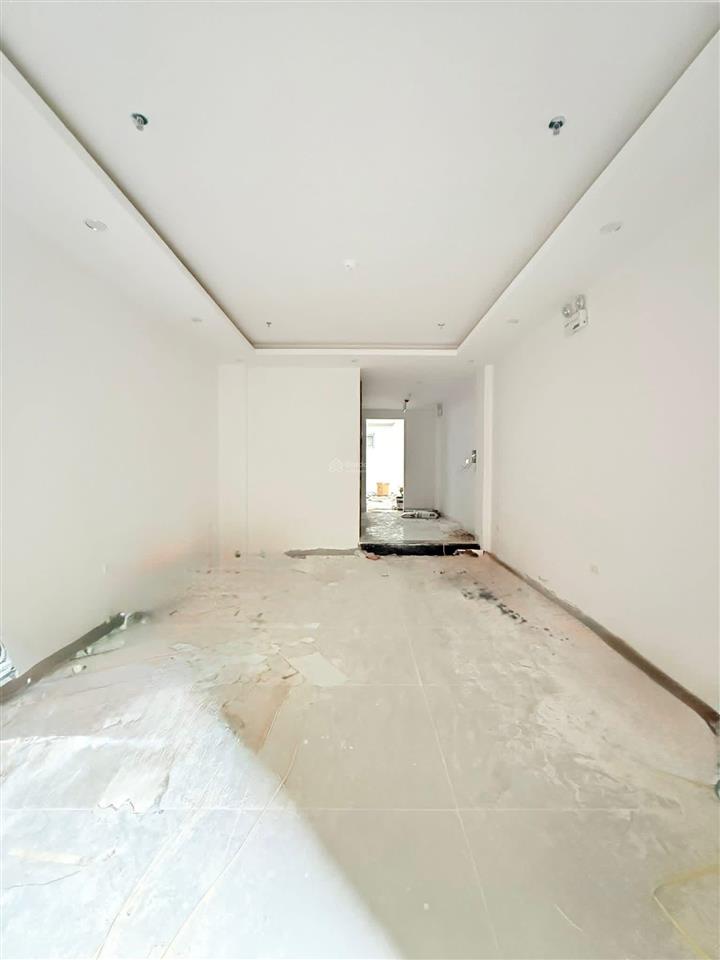 10 tỷ hiếm xã đàn  6 tầng thang máy  2 mặt thoáng  ngõ rộng gần ô tô  1 căn duy nhất thị trường