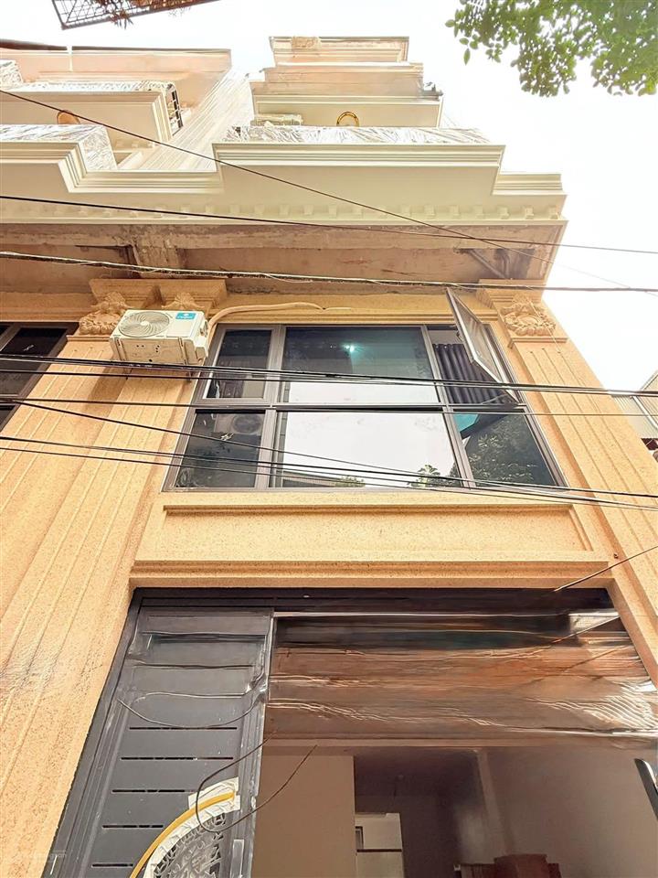 10 tỷ hiếm xã đàn  6 tầng thang máy  2 mặt thoáng  ngõ rộng gần ô tô  1 căn duy nhất thị trường