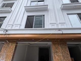 9.55 tỷ kim ngưu xây mới 100%  thang máy  ngõ thông rộng thoáng  full nội thất ở ngay