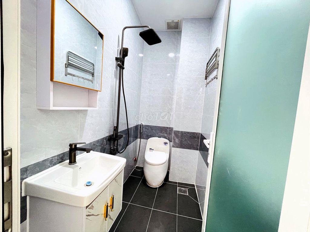 BÁN NHÀ HẺM 8M HL2 GẦN NGÃ TƯ BỐN XÃ