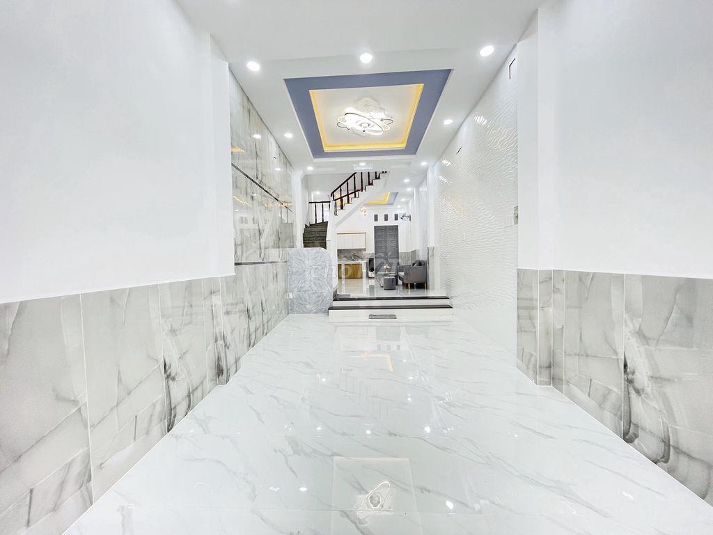BÁN NHÀ HẺM 8M HL2 GẦN NGÃ TƯ BỐN XÃ