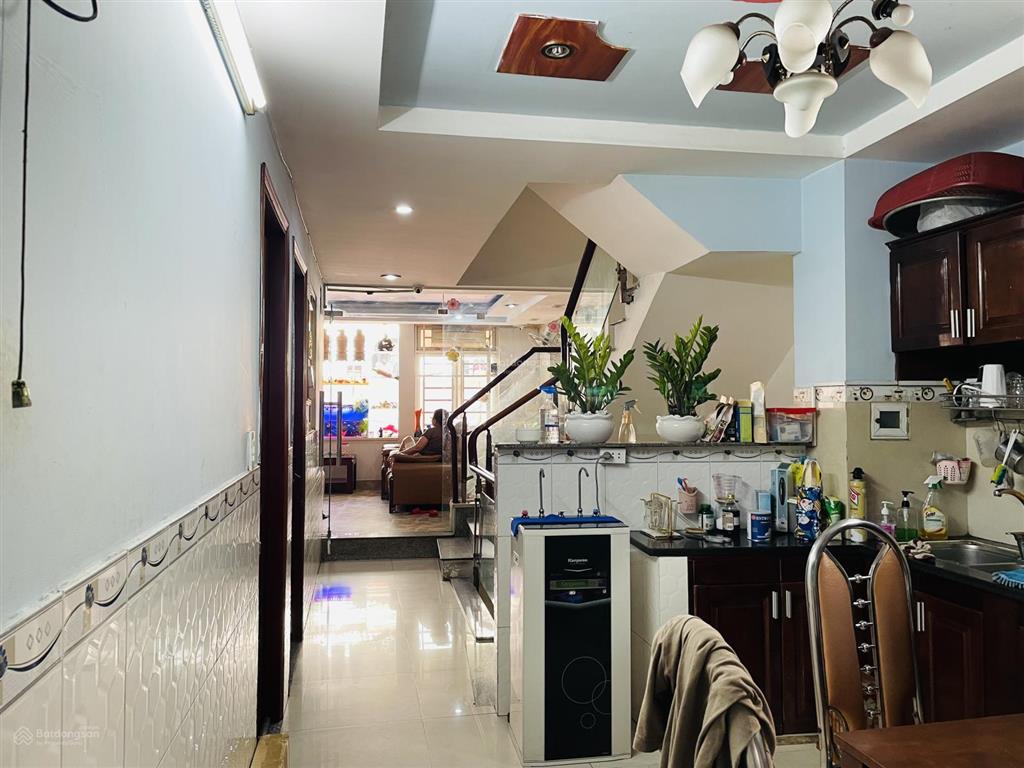 Mặt tiền bàu cát tân bình 6.2 x 20m, 4 tầng  330m2 sàn, chỉ 21.5 tỷ kinh doanh sầm uất