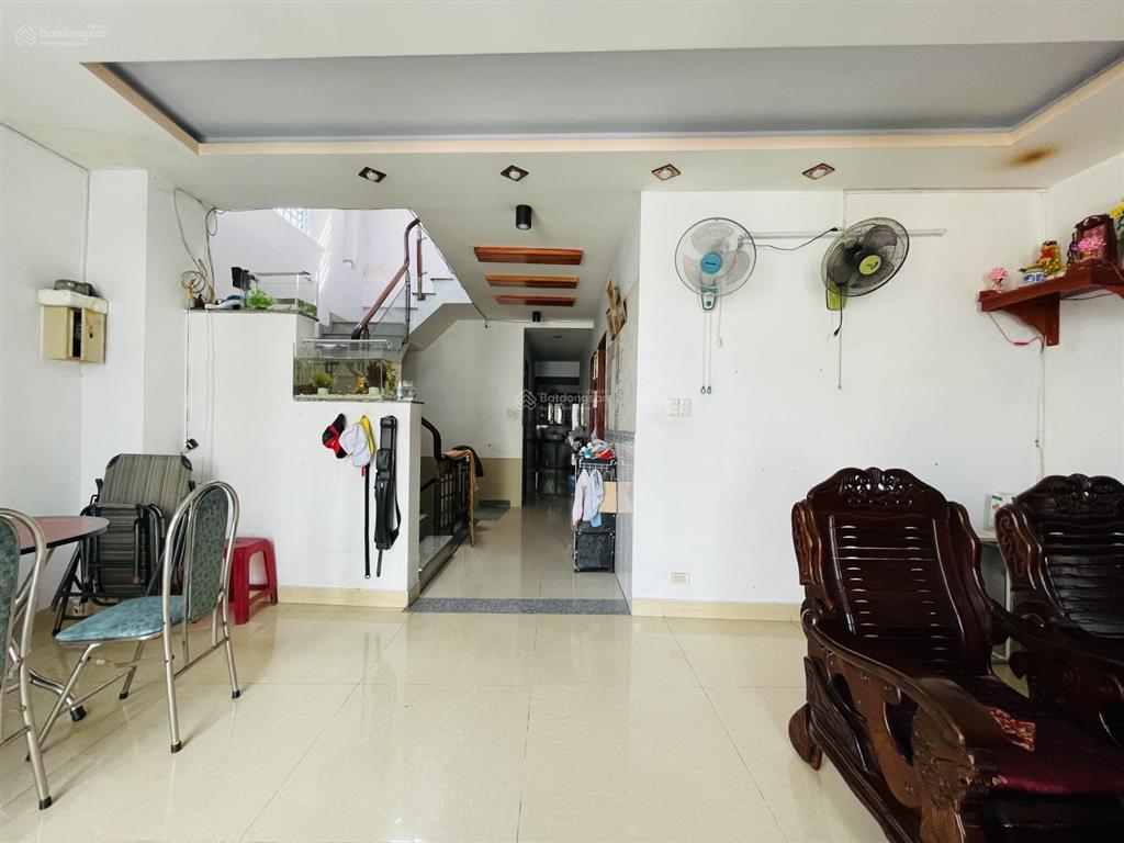 Mặt tiền bàu cát tân bình 6.2 x 20m, 4 tầng  330m2 sàn, chỉ 21.5 tỷ kinh doanh sầm uất