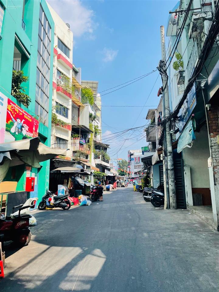 Giá rẻ, hẻm 6m xe hơi, 106m2( 5.5 x 20 ) ngã 6 lý thái tổ quận 10  chỉ nhỉnh 15 tỷ