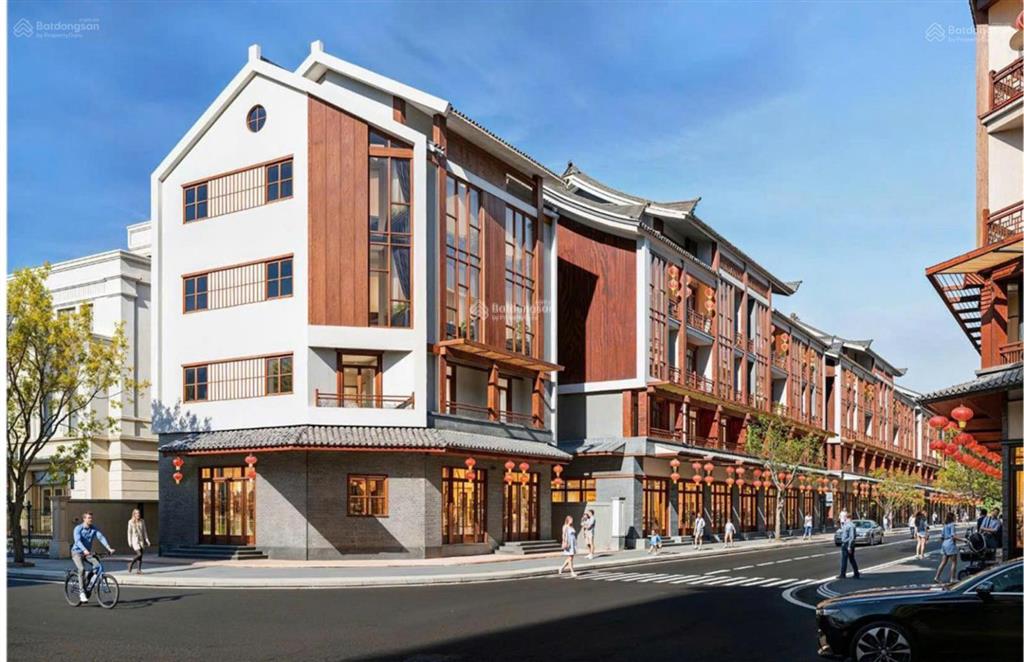 Bán shophouse phố trung hoa  giãn xây. phân khu the forest, vinhomes green city. gần vinschool