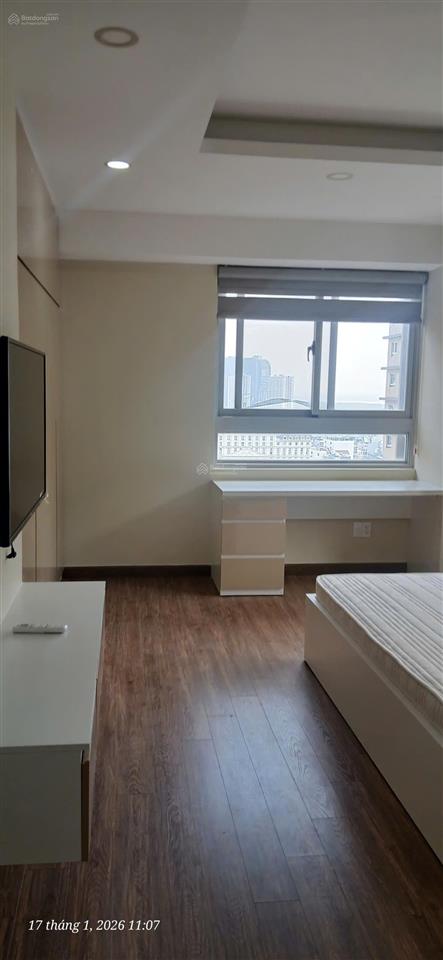Chính chủ cần bán nhanh căn hộ cosmo city dt 128m2, 3pn 2wc, view thoáng mát, full nội thất, 7tỷ450