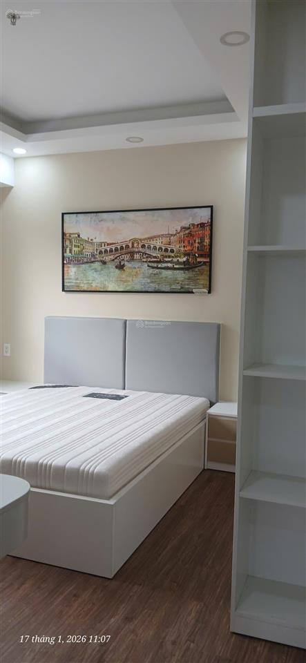 Chính chủ cần bán nhanh căn hộ cosmo city dt 128m2, 3pn 2wc, view thoáng mát, full nội thất, 7tỷ450