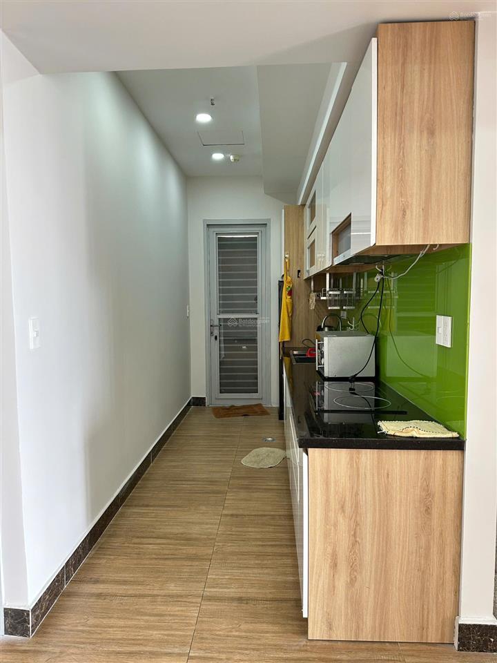 Cho thuê căn hộ cosmo city tại tầng 9 đầy đủ nội thất 3pn 2wc giá 23tr không bao phí dịch vụ