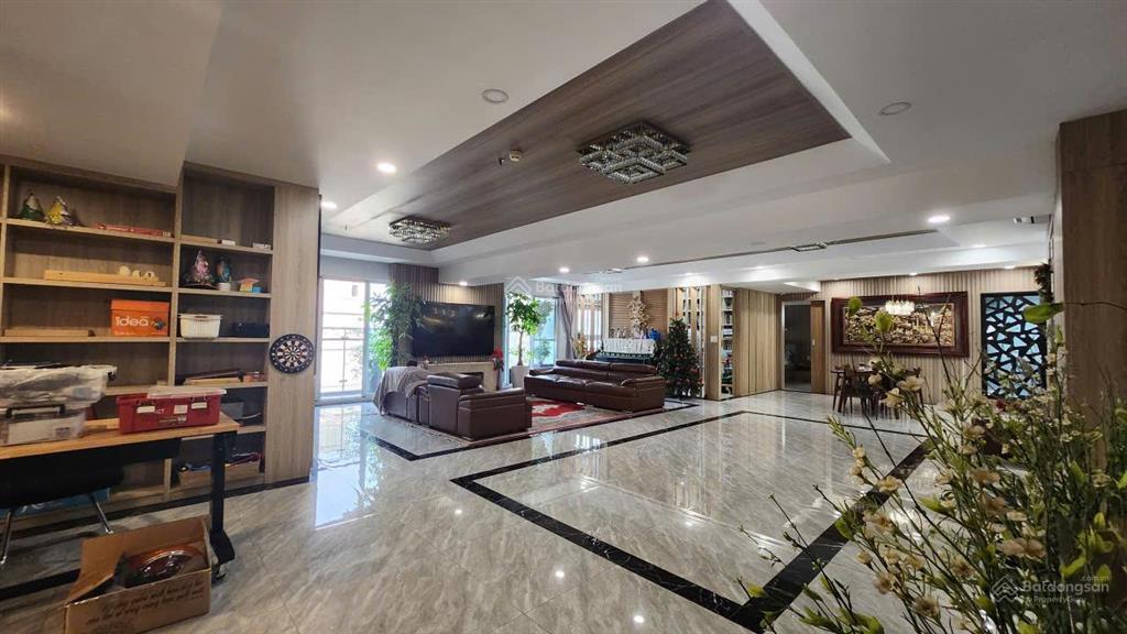 Chính chủ cần bán nhanh căn hộ cosmo city 248m2, 4pn, nhà đẹp, full nội thất, tầng cao, giá 17,5 tỷ