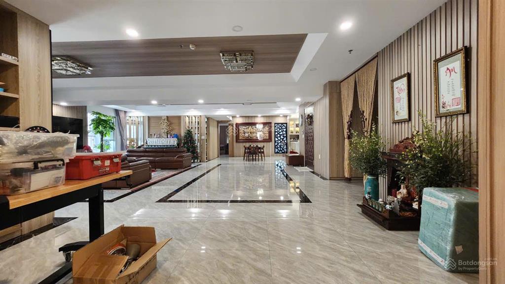 Chính chủ cần bán nhanh căn hộ cosmo city 248m2, 4pn, nhà đẹp, full nội thất, tầng cao, giá 17,5 tỷ