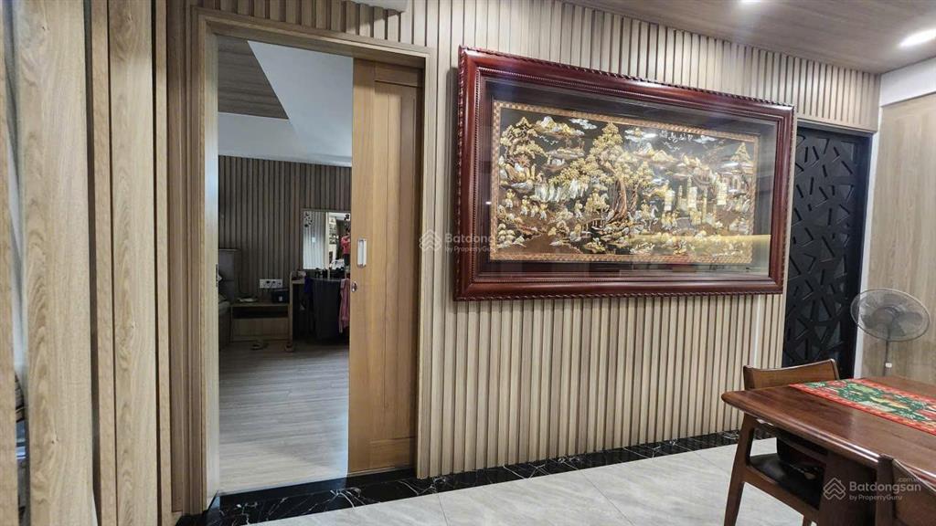 Chính chủ cần bán nhanh căn hộ cosmo city 248m2, 4pn, nhà đẹp, full nội thất, tầng cao, giá 17,5 tỷ