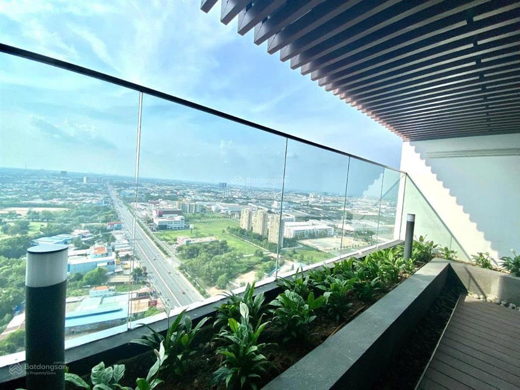 Căn hộ the emerald golf view thanh toán 10% nhận nhà sổ trao tay căn 2 pn chỉ 46 triệu/m²