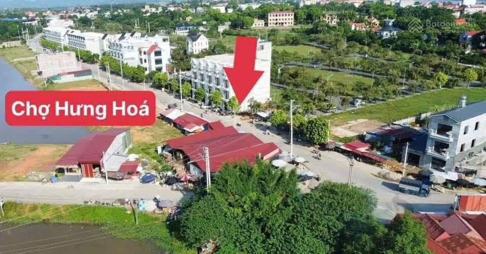 Lô góc ngoại giao đẹp kđt hưng hoá, cam kết giá rẻ trên thị trường  sẵn sổ   0974 555 ***