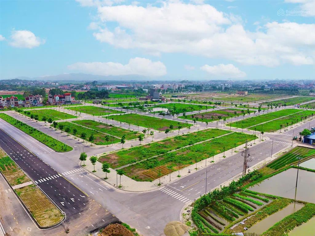 Suất ngoại giao  đối diện trường học  chiết khấu 2 cây vàng khi đặt mua  giá hời dự án