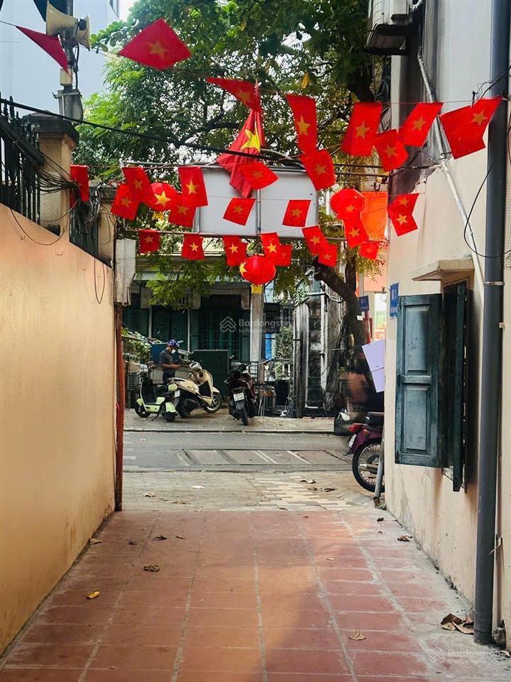 Cho thuê mặt bằng vp tầng 1 tại 27 yên phụ, tây hồ, hà nội tòa căn hộ dịch vụ mới hoàn thiện