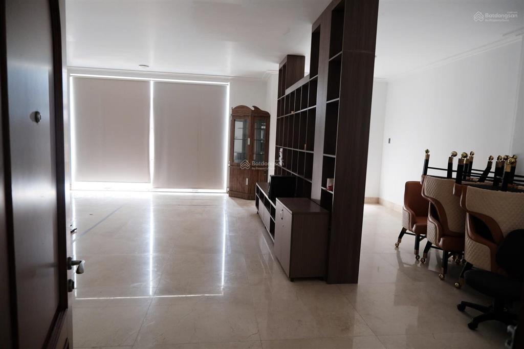 Bán nhà 1 trệt 3 lầu đường lê thái tổ, lê bình, cái răng, cần thơ  24 tỷ
