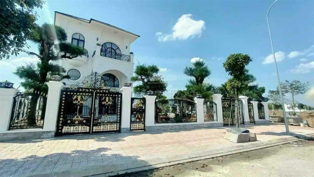 Cần bán gấp lô đất đẹp a33 ô 34 đường n13 lớn nhất dự án 25m thông ra ql13 để chống dịch giá rẻ