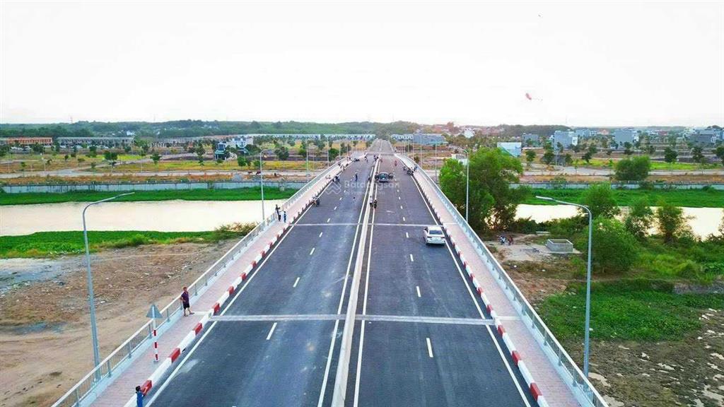 Cần bán gấp lô đất đẹp a33 ô 34 đường n13 lớn nhất dự án 25m thông ra ql13 để chống dịch giá rẻ