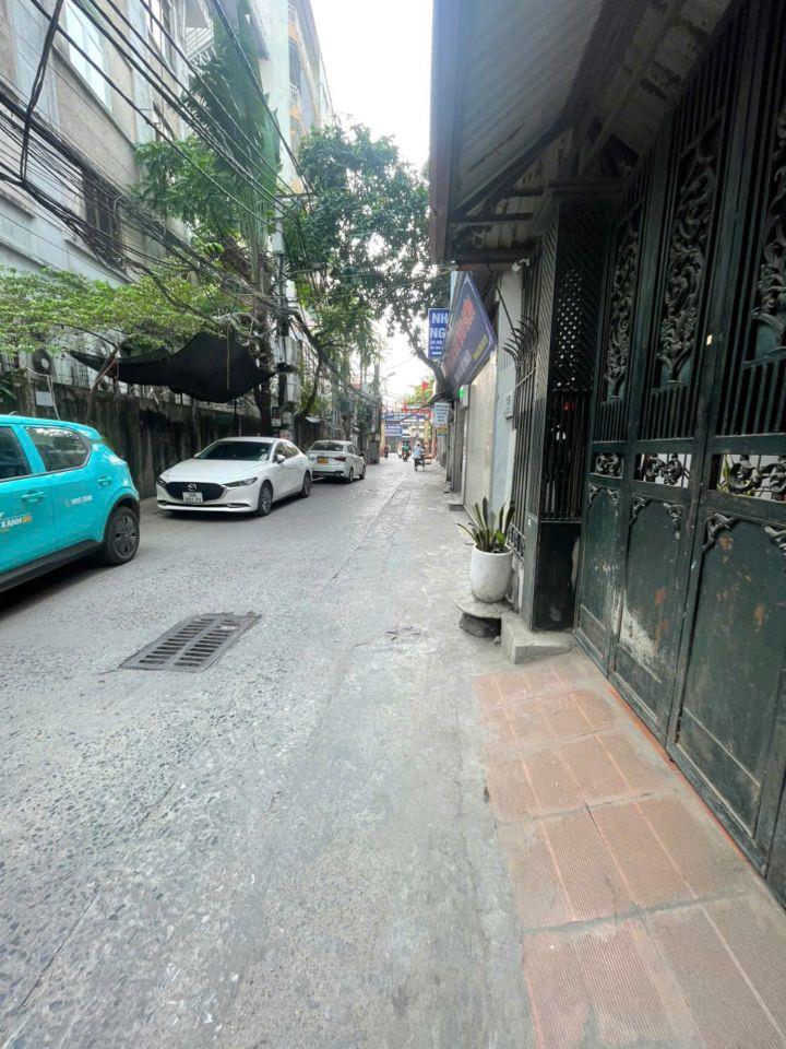 TẠI PHỐ ĐỊNH CÔNG GIA ĐÌNH CẦN BÁN CĂN NHÀ 35M2 GIÁ CHỈ NHỈNH 7 TỶ