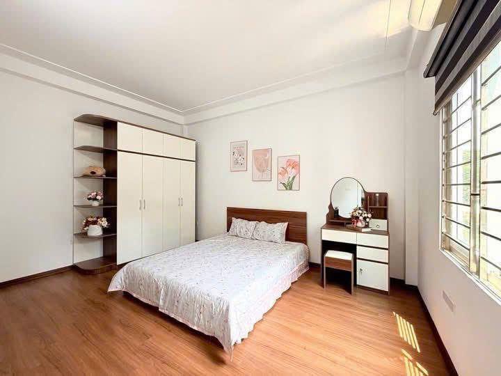 TẠI PHỐ ĐỊNH CÔNG GIA ĐÌNH CẦN BÁN CĂN NHÀ 35M2 GIÁ CHỈ NHỈNH 7 TỶ